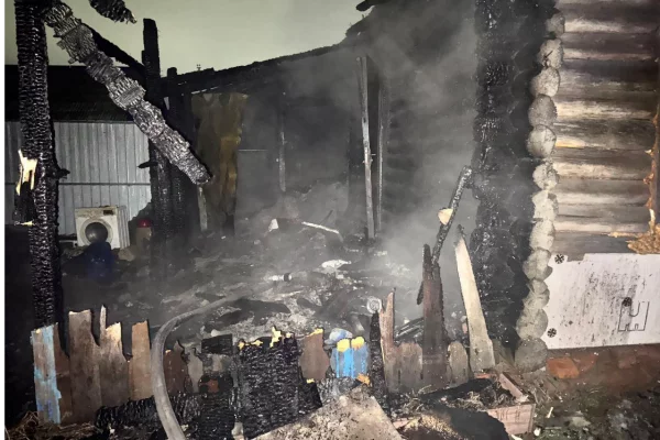 Новосибирца задержали за поджог дома с тремя детьми и тремя взрослыми