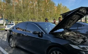 Кузбассовец приехал в ГАИ на машине с тонированными стёклами