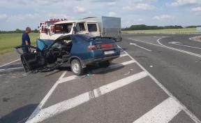В Кузбассе водителей двух столкнувшихся машин признали виновными в смертельном ДТП: погибли два пассажира