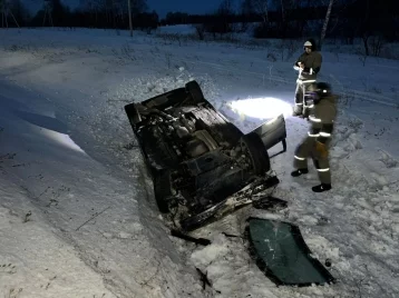 Фото: Стали известны подробности аварии в Кемерове, в которой пострадал водитель иномарки 1