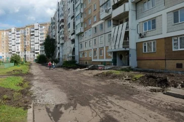 Фото: В Кемерове стартовал ремонт знаменитого двора на Ленинградском проспекте, 30 2