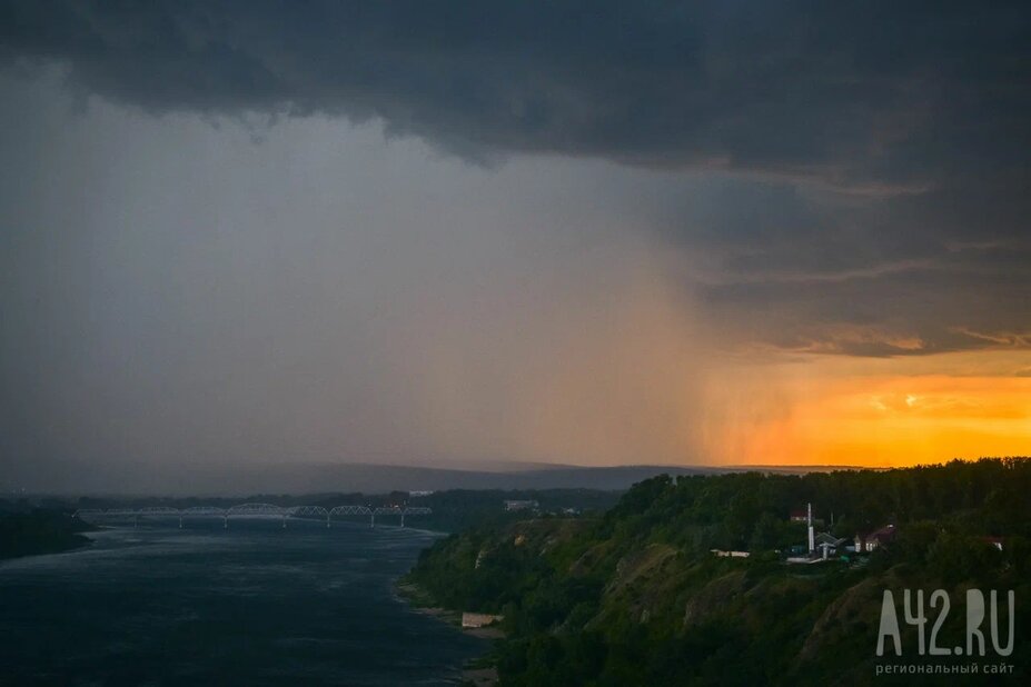 Ливни и похолодание до +10: синоптики дали прогноз погоды на первые дни июля в Кузбассе