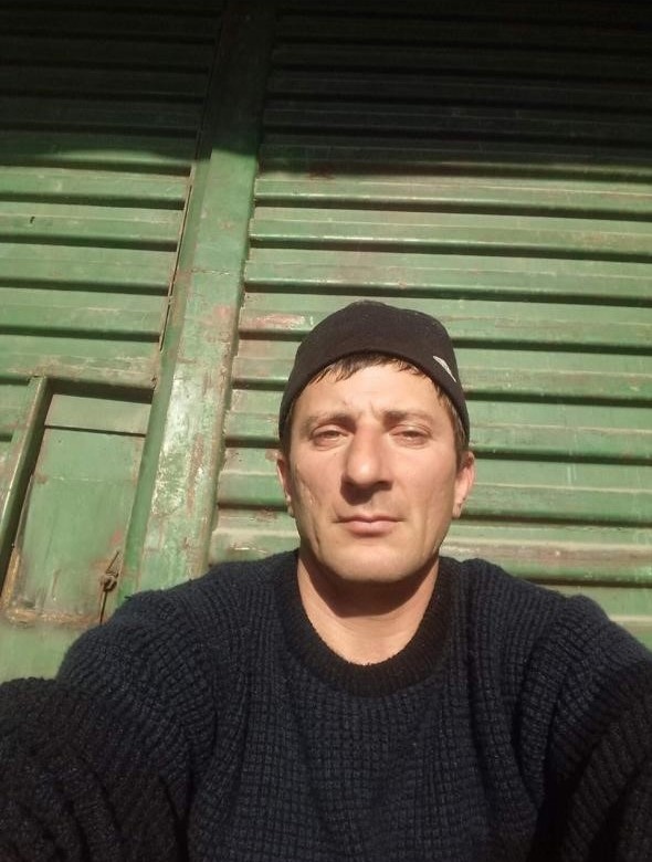 Может находиться в Кузбассе: полиция разыскивает обвиняемого в изготовлении и хранении наркотиков в крупном размере