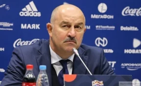 Главный тренер российской сборной по футболу ответил на вопрос о своей отставке