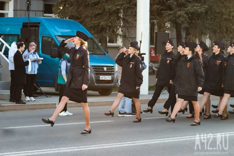 Фото: В Кемерове прошла первая репетиция парада к 9 Мая 16