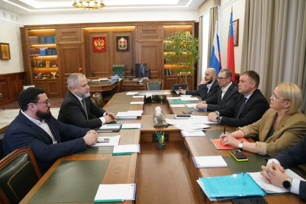 Власти Кузбасса обсудили развитие сети магазинов компании Х5 в регионе