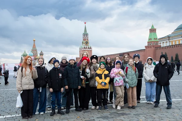 При поддержке Фонда Мельниченко юные кузбассовцы прошли оздоровительный сезон в «Полянах»