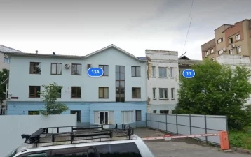 Фото: В центре Кемерова выставили на продажу гостиницу за 69 млн рублей 1