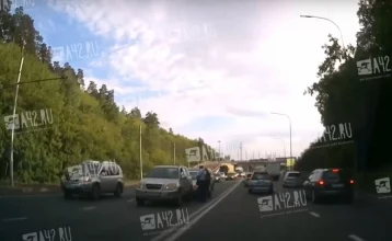 Фото: В Кемерове на оживлённом шоссе произошла авария 1