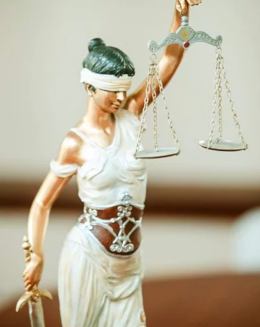 Кемеровчанина будут судить за подростковый комментарий пятилетней давности