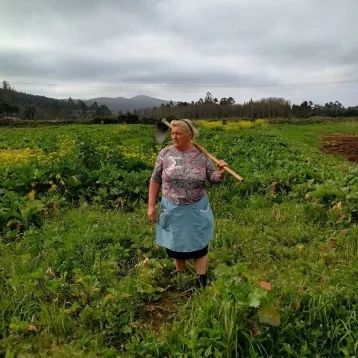 Фото: В испанской деревне нашли женщину-двойника Трампа 1