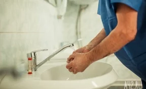 Американский дерматолог объяснил, чем опасно частое мытьё рук