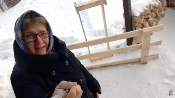 Фото: Новокузнецкая пенсионерка переехала в село и стала блогером 1