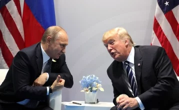 Фото: Трамп не намерен обсуждать с Путиным своё решение о закрытии российского консульства 1