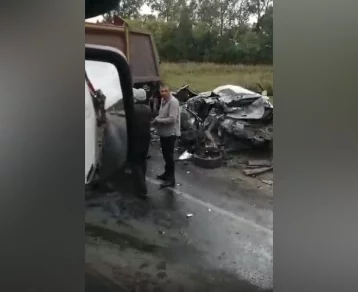 Фото: Последствия массового ДТП на кузбасской трассе сняли на видео 1