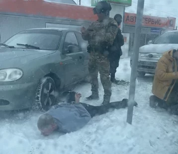 Фото: В Кузбассе полицейские задержали четырёх закладчиков и изъяли более 400 граммов наркотиков 1