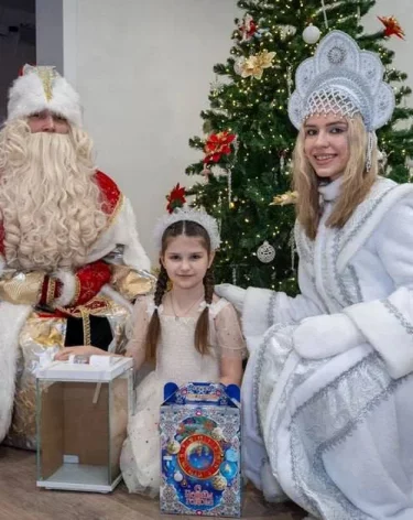 Аквариум подарил 6-летней девочке из Юрги губернатор Кузбасса Илья Середюк