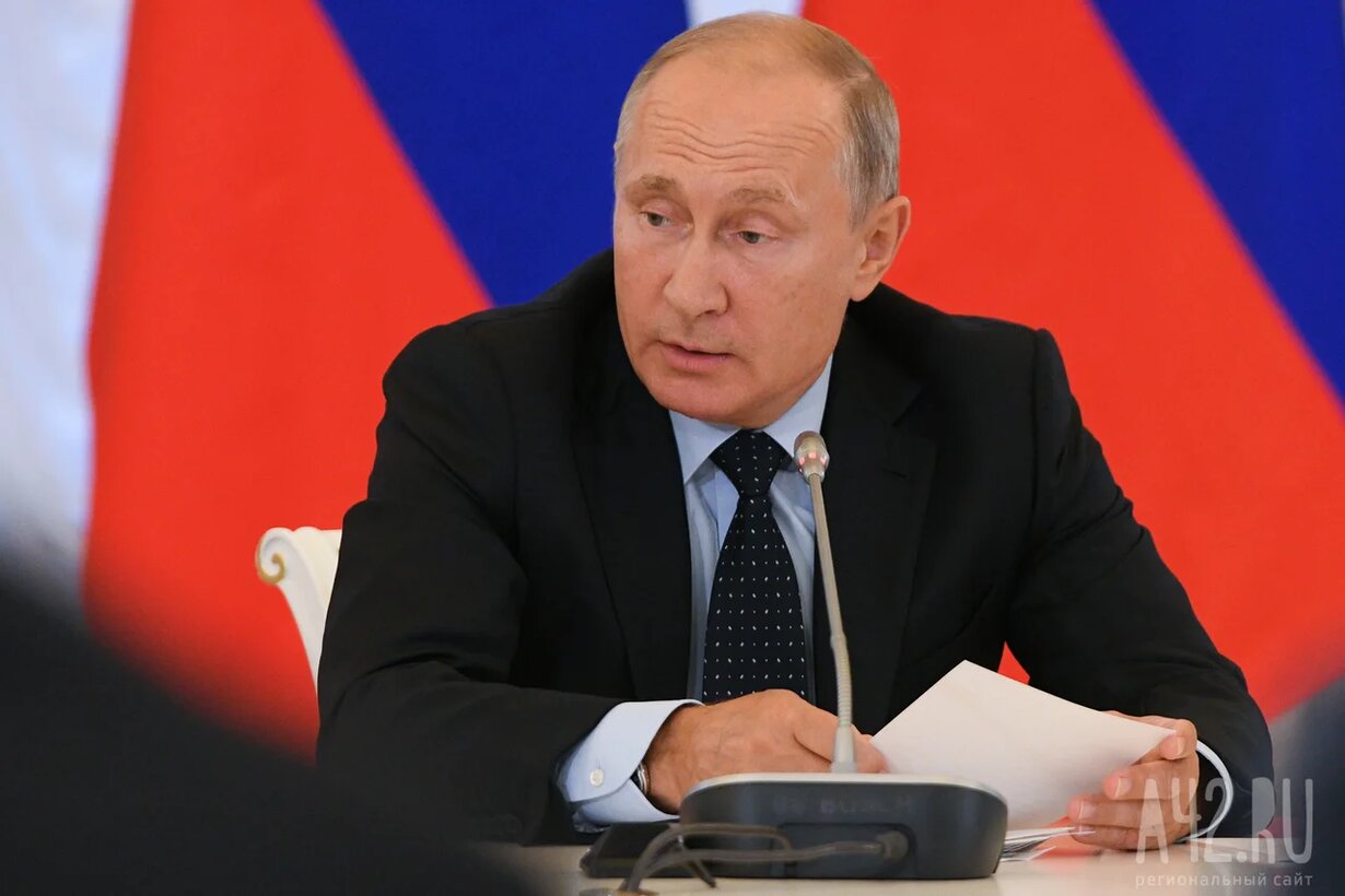 Владимир Путин отправил в отставку замдиректора ФСИН Алексея Гиричева 