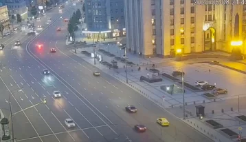 Фото: Столкновение автомобиля Ефремова с другой машиной попало на видео 1