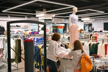 Фото: SHOT: UNIQLO может вернуться на российский рынок 1
