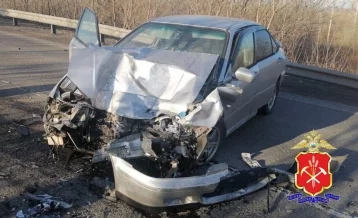 Фото: В Кузбассе в ДТП с легковушкой и автобусом пострадали два взрослых и ребёнок 1