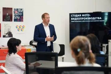 Фото: В Кемерове школьники представили концепцию кафе-мороженого в самолёте «Антошка» 1