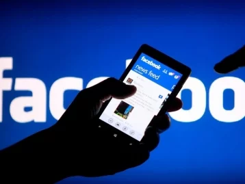 Фото: Facebook возьмёт на работу тысячу человек для борьбы с агитационным спамом 1