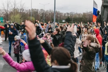 Фото: Отжимания сверх нормы: как в Кемерове прошёл «Рекорд Победы — 2017» 4