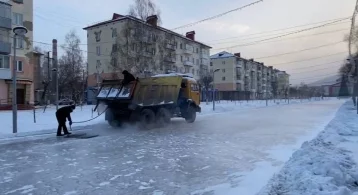 Фото: В Междуреченске зальют самый длинный каток в Кузбассе 1