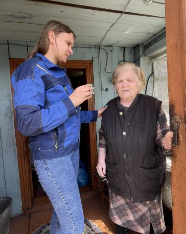 «Разрез Кийзасский» помог подготовиться к зиме 95-летней одинокой жительнице Мысков