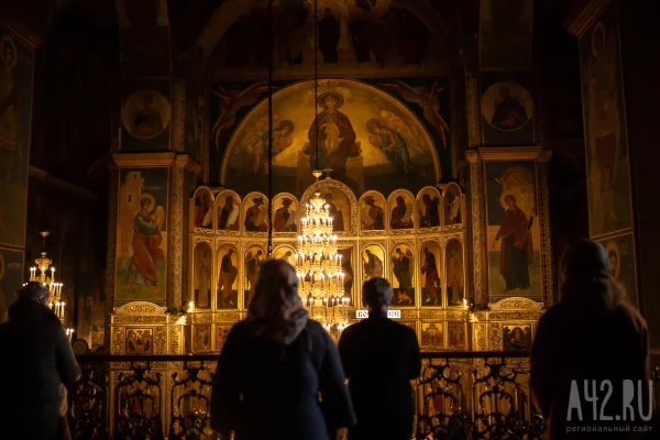 В Кемерове у храмов ограничат парковку 11 и 12 апреля