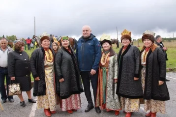 Фото: Губернатор поздравил кузбассовцев с Днём народного единства 1