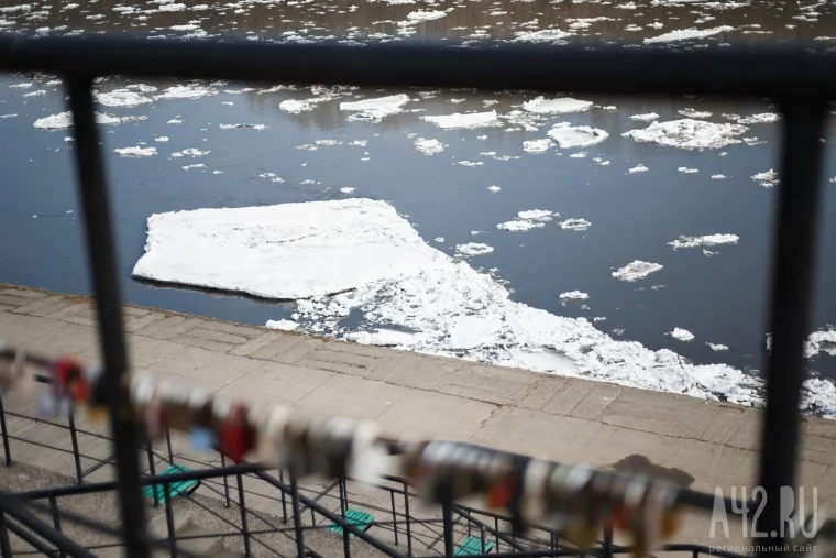 Фото: Томь освобождённая: в Кузбассе начался ледоход 18
