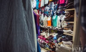 Обувь, шубы и шоколад: Кемеровская таможня изъяла более 7 000 контрафактных товаров