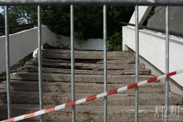 Фото: В Кемерове отремонтируют обветшавшую лестницу на входе в Сосновый бор 4