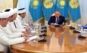 В Казахстане хотят запретить ношение коротких мужских брюк и бородок