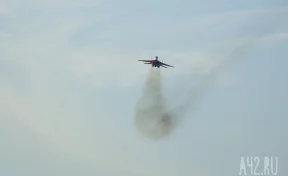 Два российских истребителя поднялись в воздух из-за бомбардировщиков ВВС США