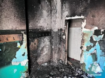Фото: Во Владивостоке в школе начался пожар после взрыва телефона в раздевалке 1
