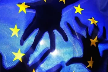 Фото: Совет ЕС ввёл санкции против руководства ГРУ из-за отравления в Солсбери 1