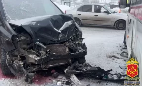 Пациентка скорой скончалась в аварии на кемеровском перекрёстке