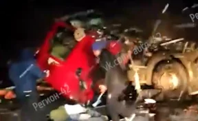 «Оторвало кабину»: на трассе Кемерово — Новосибирск произошло смертельное ДТП