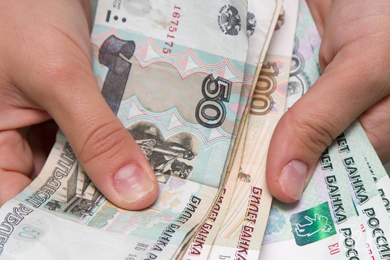 Кемерово и Новокузнецк попали в топ-100 городов по уровню зарплат