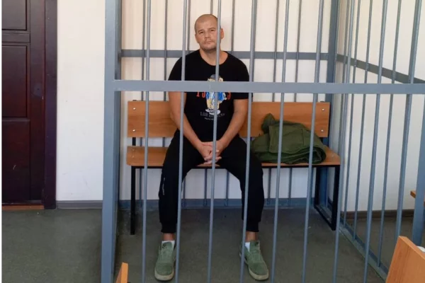 В Екатеринбурге таксист не захотел везти пассажира и выстрелил в него 4 раза