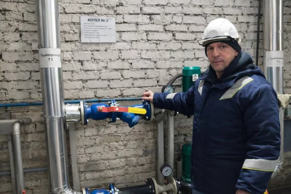 В Кузбассе 51-летний студент КузГТУ получил карту отличника