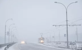 В кузбасских городах снегопады остановили движение трамваев