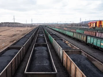 Фото: Угольщики Кузбасса первыми в России стали использовать «умную» автоматизацию железной дороги на разрезе 1