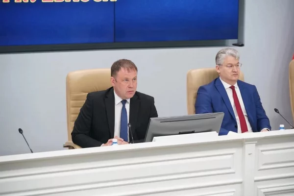 Губернатор Кузбасса обсудил с главами муниципалитетов паводок, клещей и лесные пожары