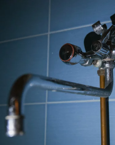 В Тайге ввели режим повышенной готовности из-за непригодной для питья воды