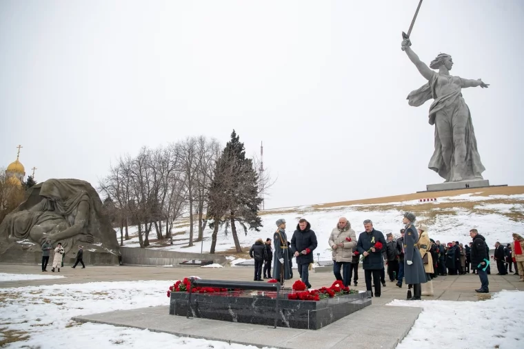 Фото: 80-летие Сталинградской битвы: Сергей Цивилёв принял участие в памятных торжествах в Волгограде 2
