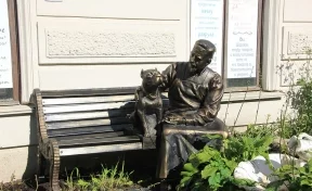 В Петербурге появился памятник героям «Собачьего сердца»